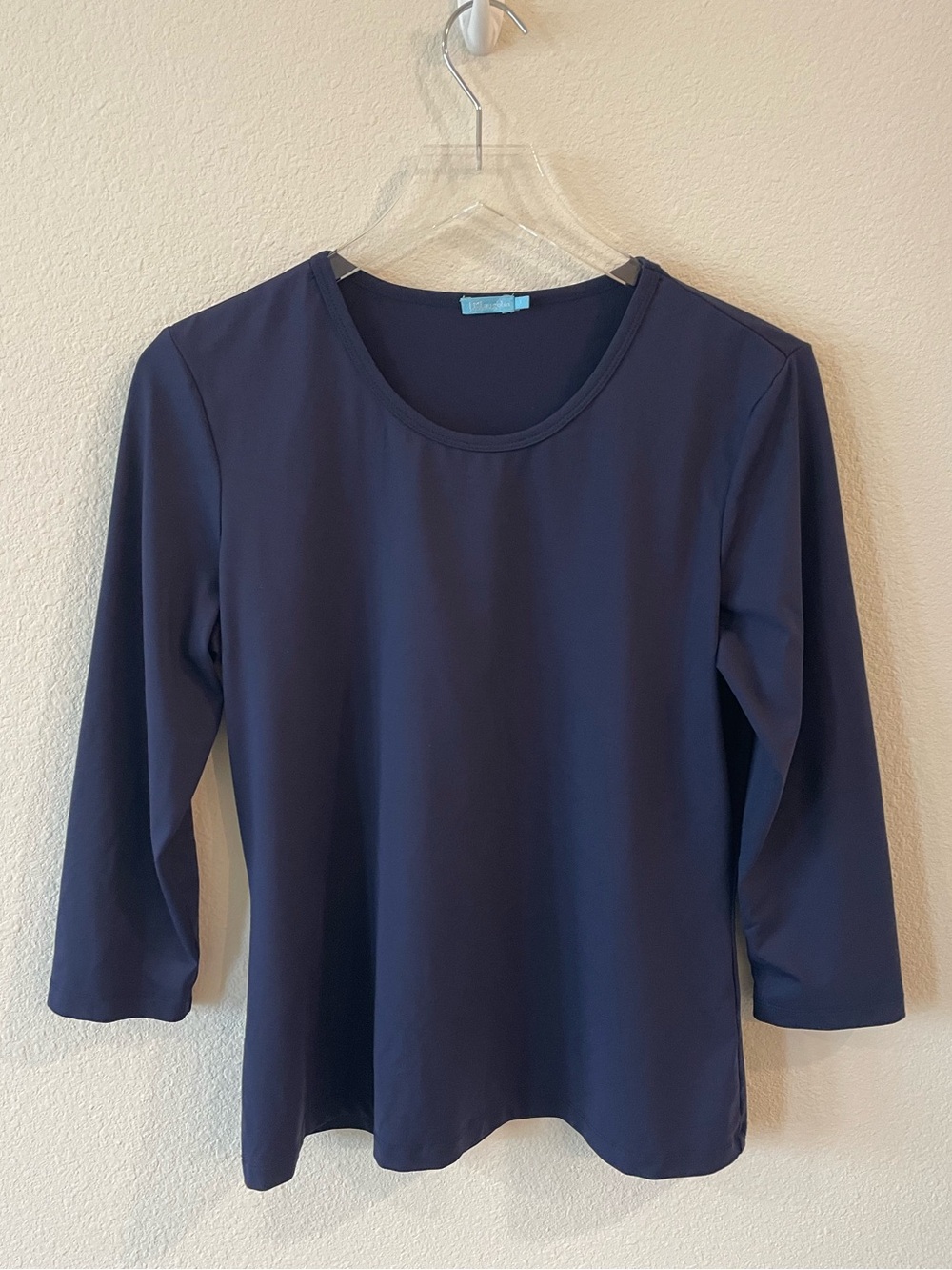 J. McLaughlin Navy Women's Scoop Neck Classic Long Sleeve Top